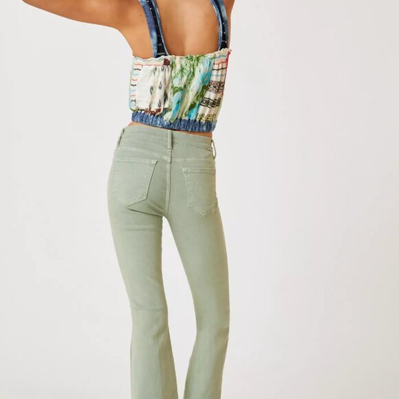MOTHER The Weekender Fray Iceberg Green Mid-Rise Flare Jeans Size 28 - Picture 3 of 11